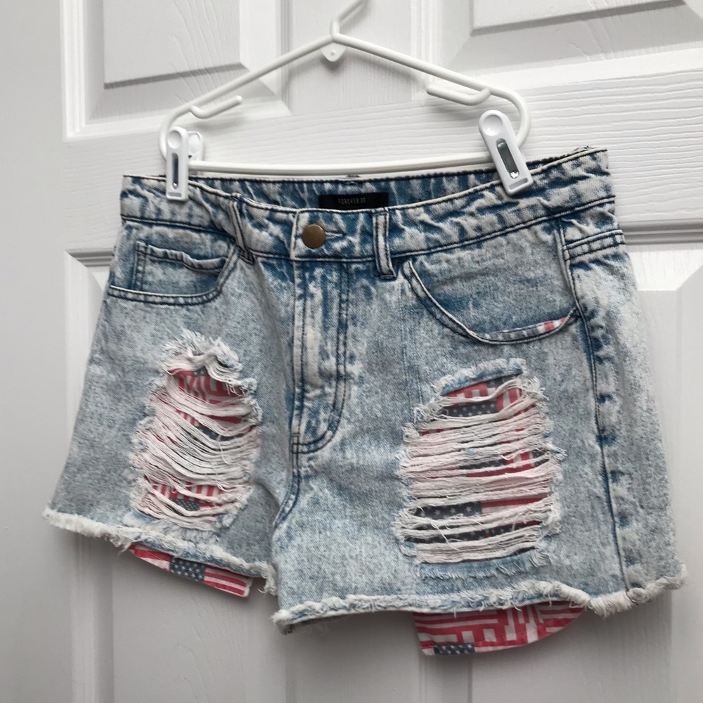 Forever 21 American Flag Shorts - Picture 2 of 4